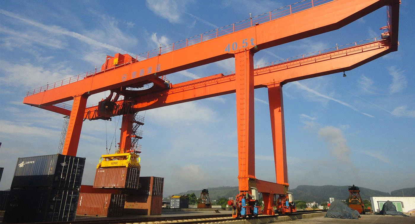 Mobile-Container-Crane2