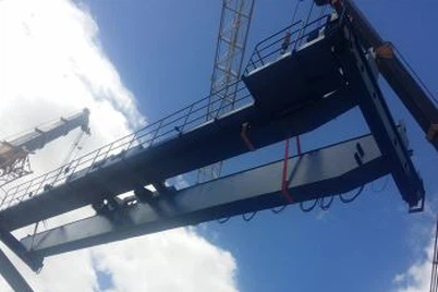 ワークショップ用ダブル桁オーバーヘッドクレーン